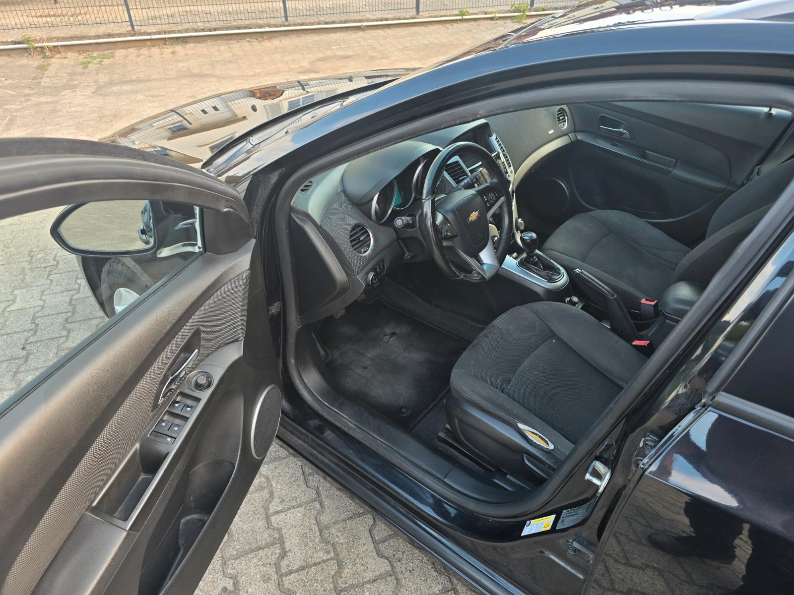Chevrolet Cruze 2013 — photo 7