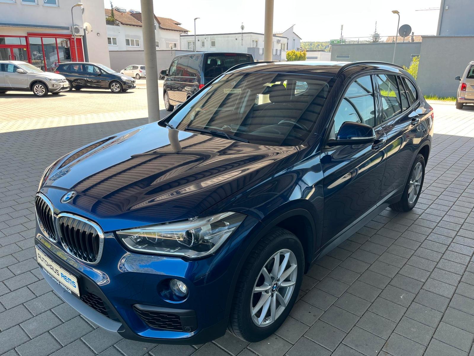 BMW X1 Klimaauto, AHK, Parkassistent
