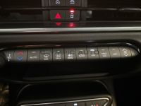 Fiat 600e 54kWh Red  LED PDC KLIMAAT CARPLAY 11KW OBC - Image