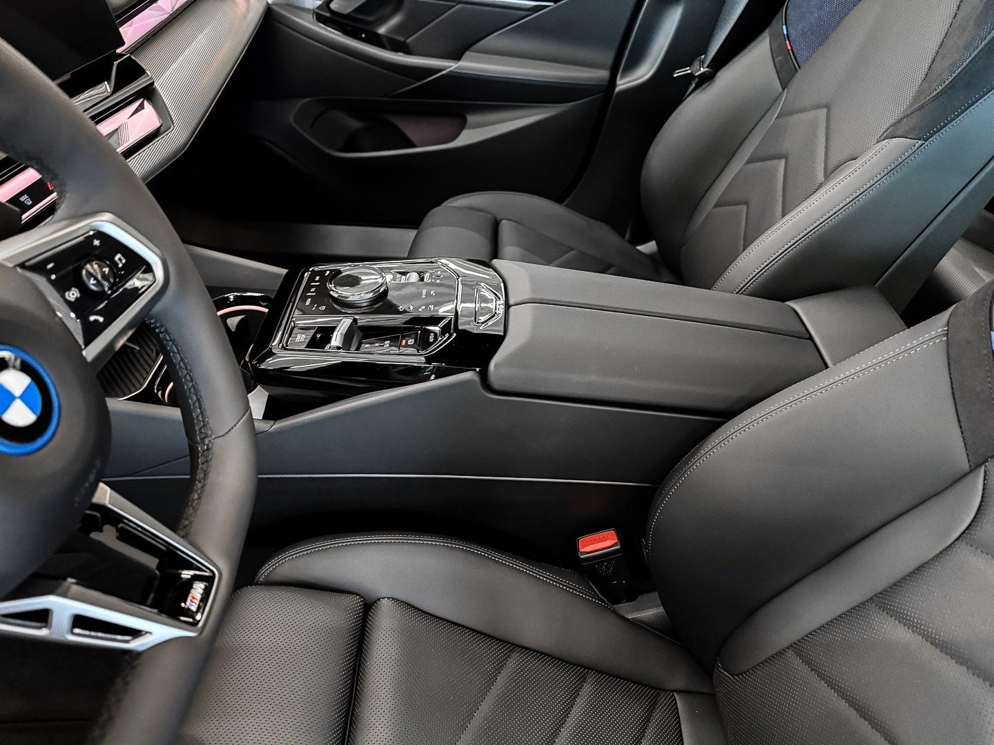 BMW i5 - Bild 12