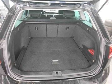 Volkswagen Passat Variant - 7