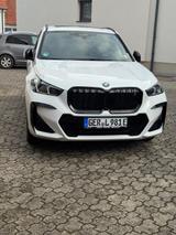 BMW iX1 xDrive30 - M-Sport Paket, Panorama, 360Grad - BMW iX1 von privat