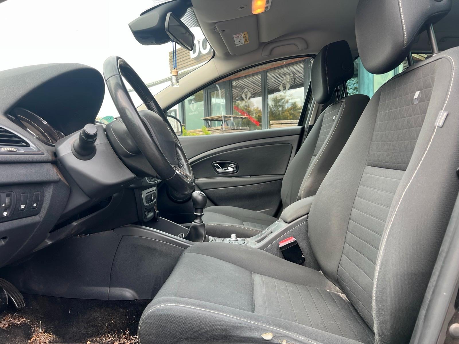 Renault Megane 2015 — photo 5
