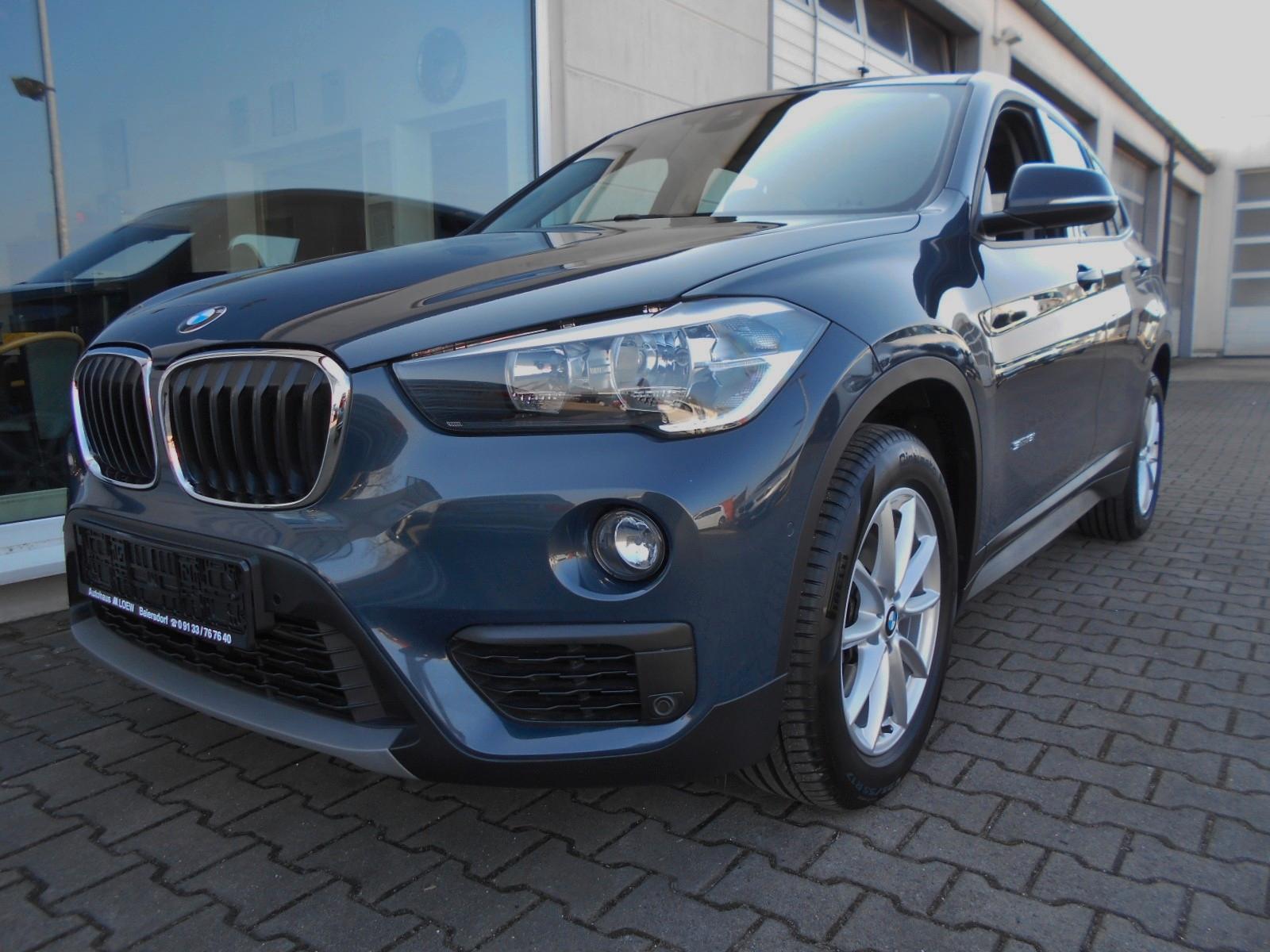 BMW X1 18iA 1.Hand 40`KM -PANORAMA-SPORTSITZE-PDC-MF