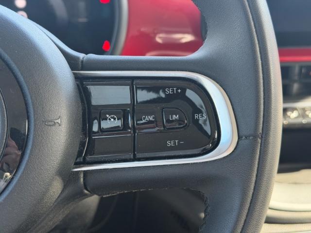 Fiat 500e Red *Apple Car Play *Tempomat