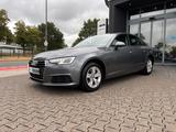 Audi A4 Lim. AUTOM. PDC SHZ XENON NAVI 2-HAND - Audi A4 mit Diesel-Antrieb: Limousine