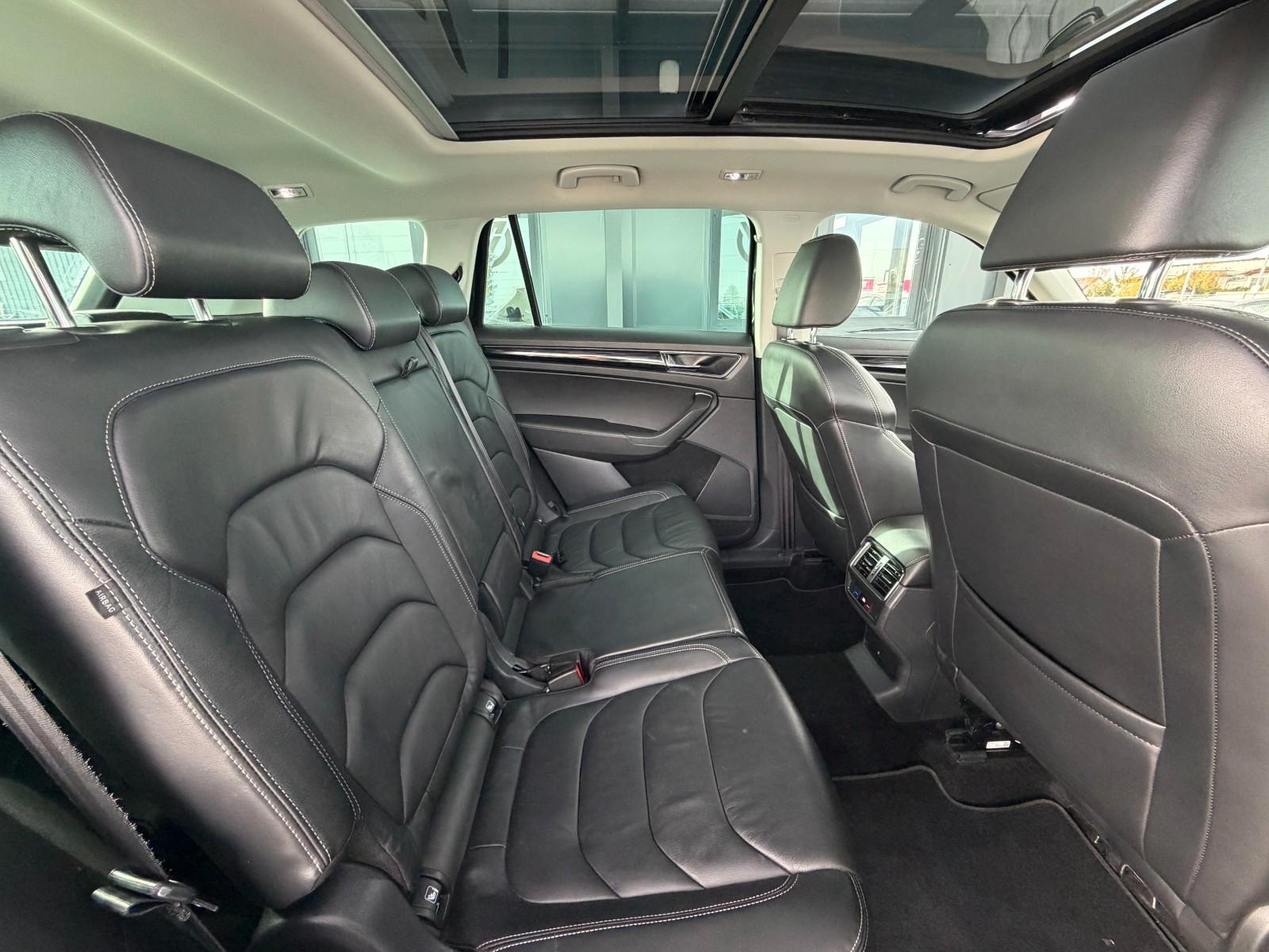 Skoda Kodiaq Style 4x4*7Sitzer*PANO*360*LED*MEMORY*AHK