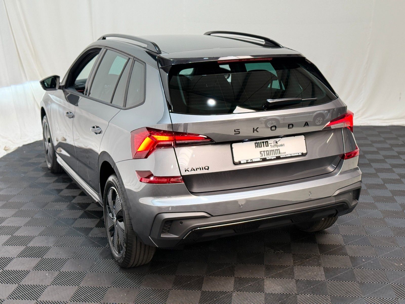 Fahrzeugabbildung SKODA Kamiq Monte Carlo / Matrix / AHK / Navi