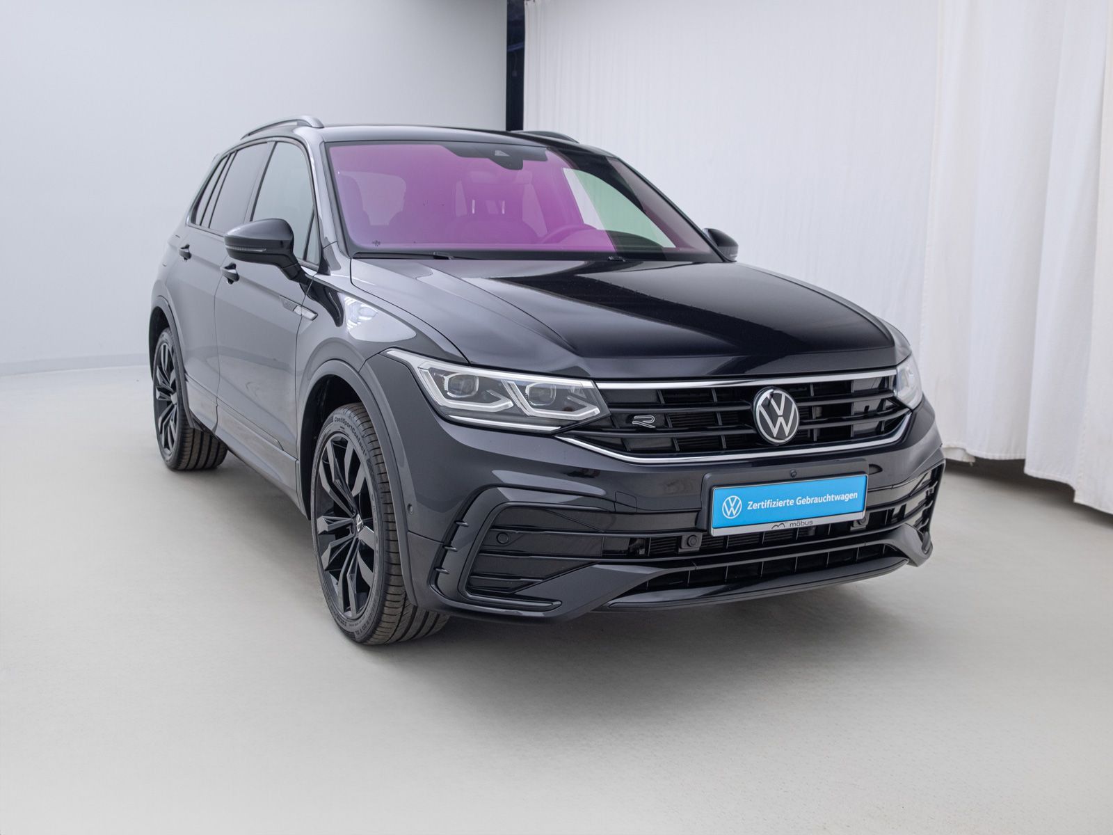 Volkswagen Tiguan 2.0 TSI R-Line 4Motion DSG PANO MATRIX 36 foto 4