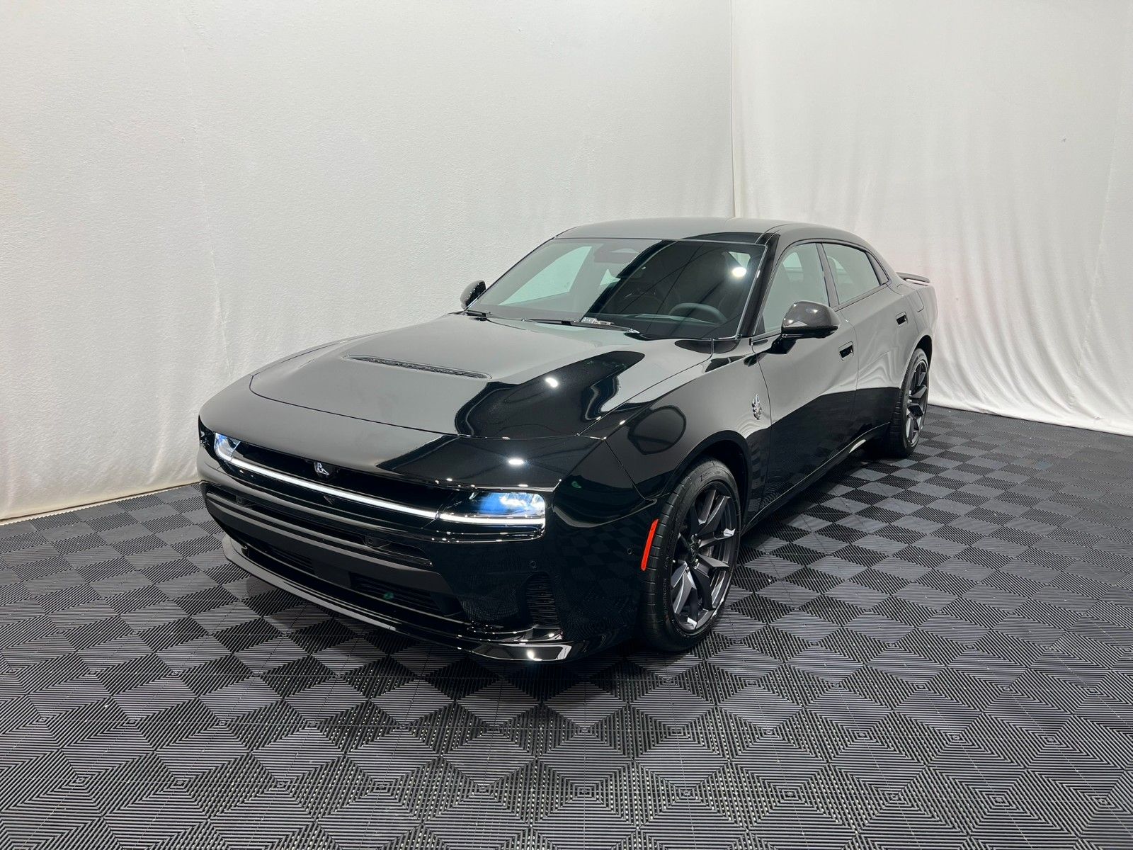 Fahrzeugabbildung Dodge Charger Scat Pack - 4 Door - SIXPACK - AWD