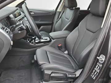 BMW X4 - 11
