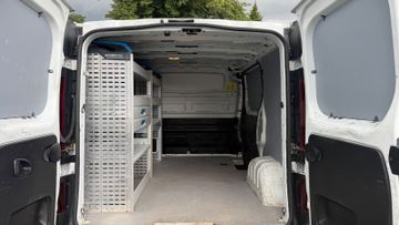 Renault Trafic - 10