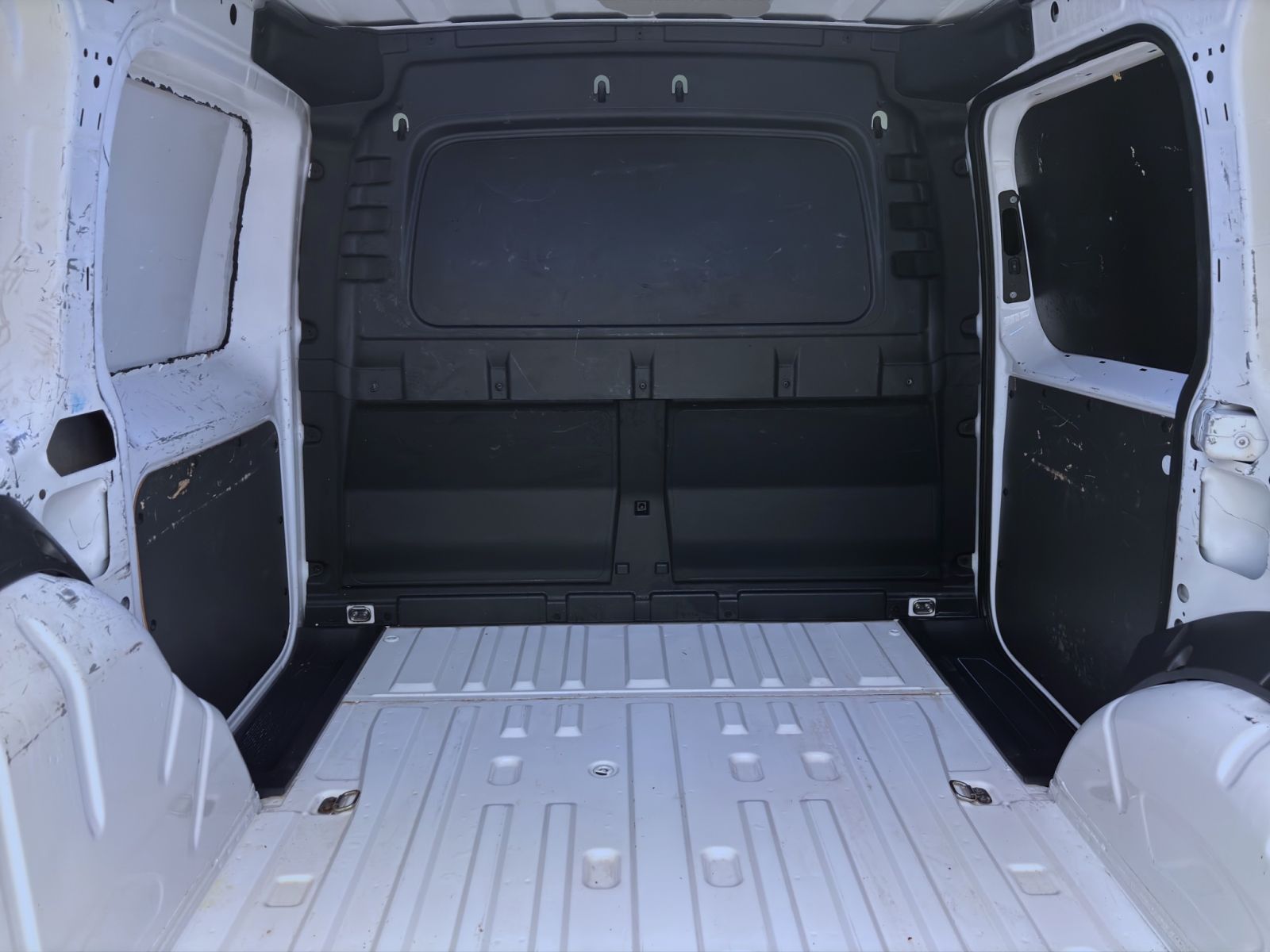 Volkswagen Caddy - Bild 4