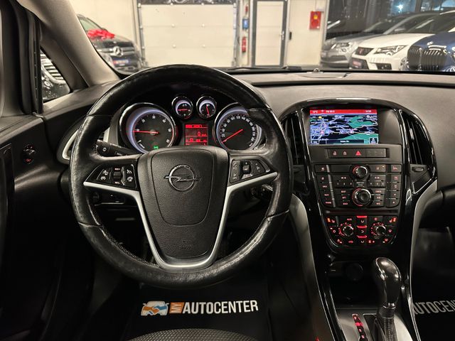 MYAUTOCENTER – Gebraucht- und Jahreswagen mit Werkstattservice in Pfaffenhofen Opel Astra J Sports Tourer Exklusiv *2. Hand*Kamera*