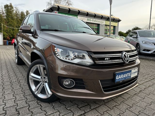 Volkswagen Tiguan R-LINE 19 ZOLL  DSG NAVI XENON KAMERA