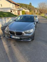 BMW 530 Gran Turismo - graue BMW 530 Gran Turismo
