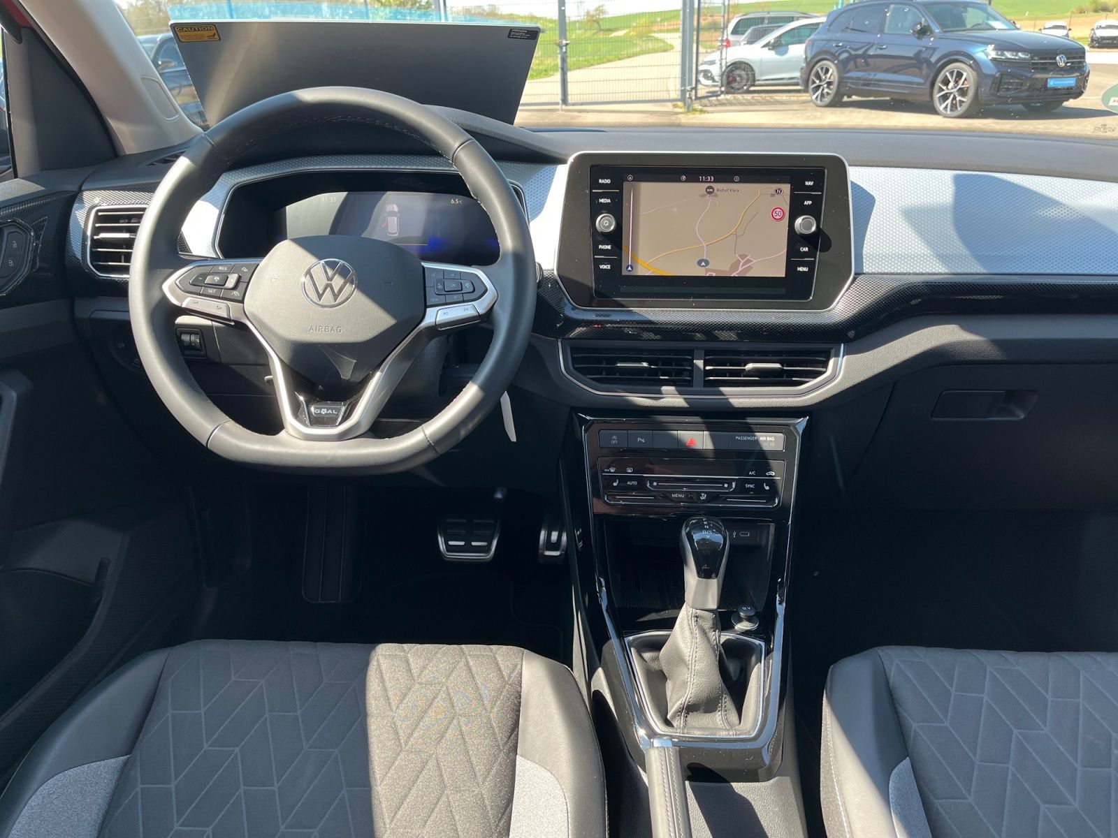 Volkswagen T-Cross - Bild 8