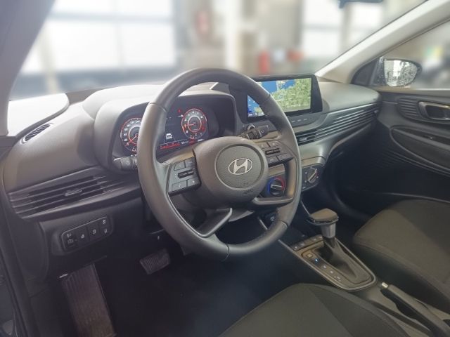 Fahrzeugabbildung Hyundai i20 FL (MY25) 1.0 T-GDI (100 PS) 7-DCT 2WD Trend