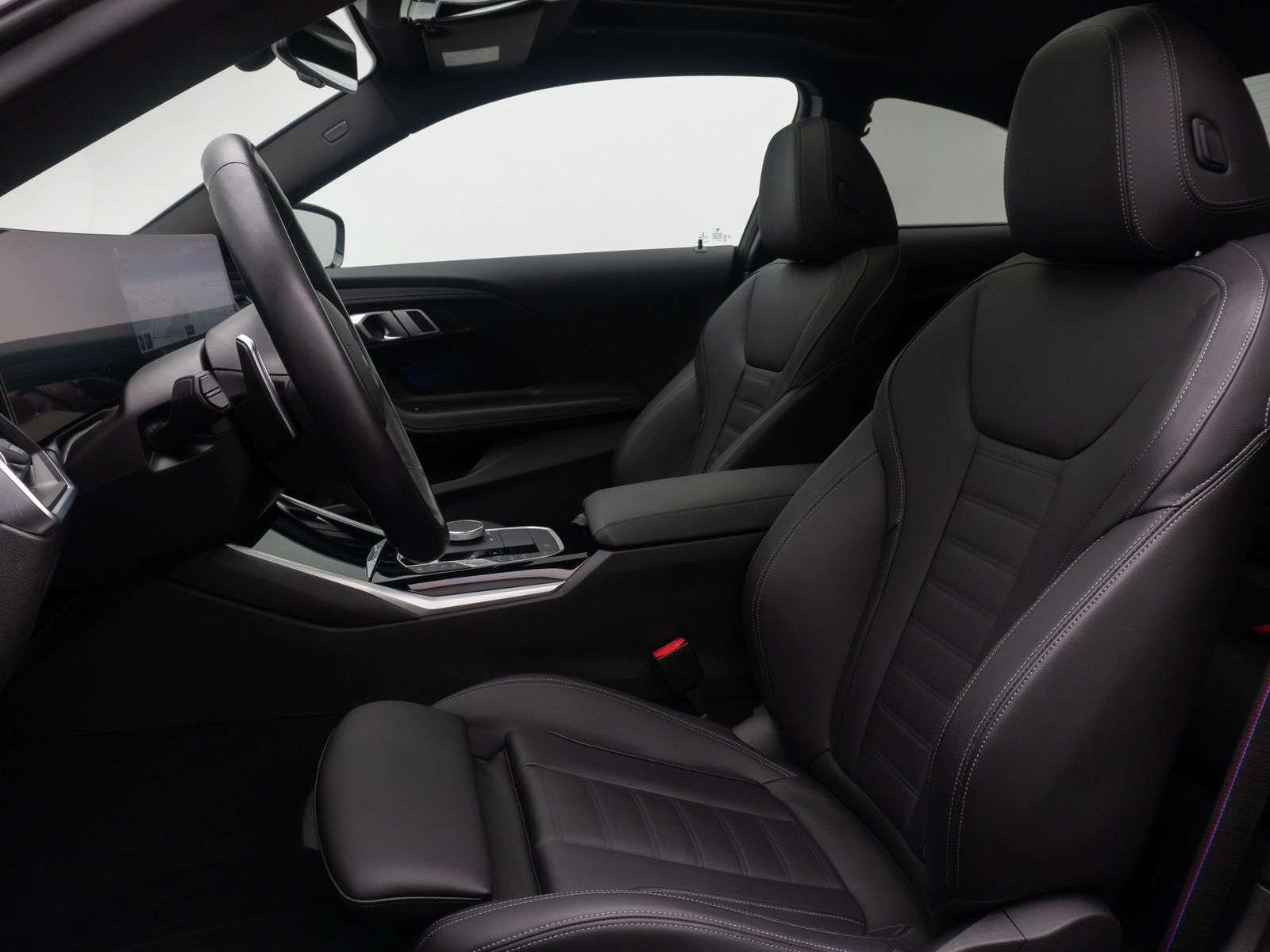 Fahrzeugabbildung BMW M240i xD Coup&eacute; Kamera Alarm DAB HiFi Glasdach