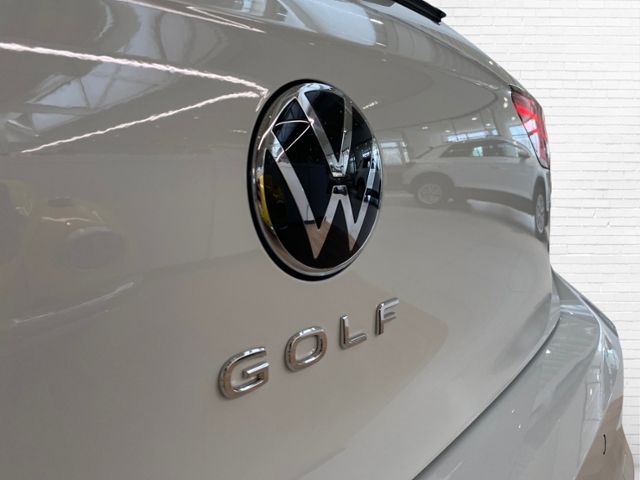 Fahrzeugabbildung Volkswagen Golf Life 1,5 l TSI OPF 85 kW (116 PS) 6-Gang KL