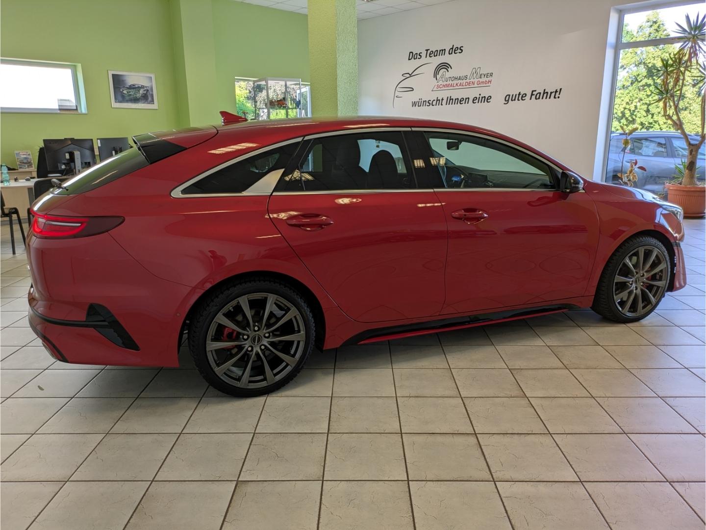 Kia ProCeed 1.6 GT+Navi+LED+SHZ hinten+Kamera+