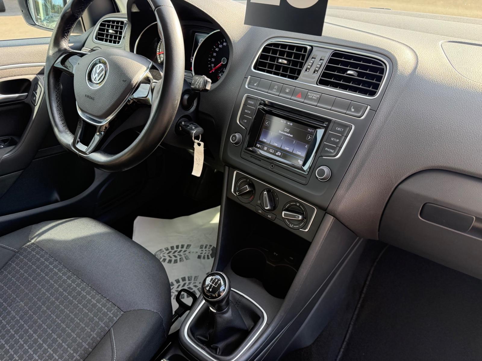 Volkswagen Polo V Comfort*KLIMA*SHZ*FSP*ALU*4SEASON*HU NEU*