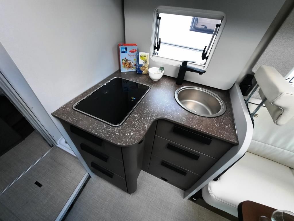 Fahrzeugabbildung Bürstner Lyseo TD 732 Verfüg./Rüfa/Markise