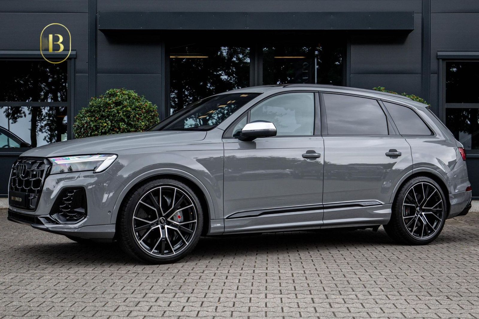 Audi SQ7 4.0 TFSI 507pk 7p Nardo Grey, Keramisch, B&O imagem 2