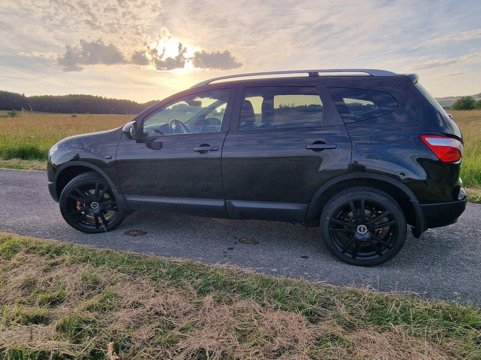 Nissan Qashqai+2 2010 — photo 6