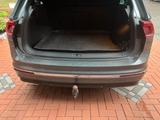 Volkswagen Tiguan 2.0 TSI 162kW DSG 4MOTION R-Line - VW Tiguan von privat