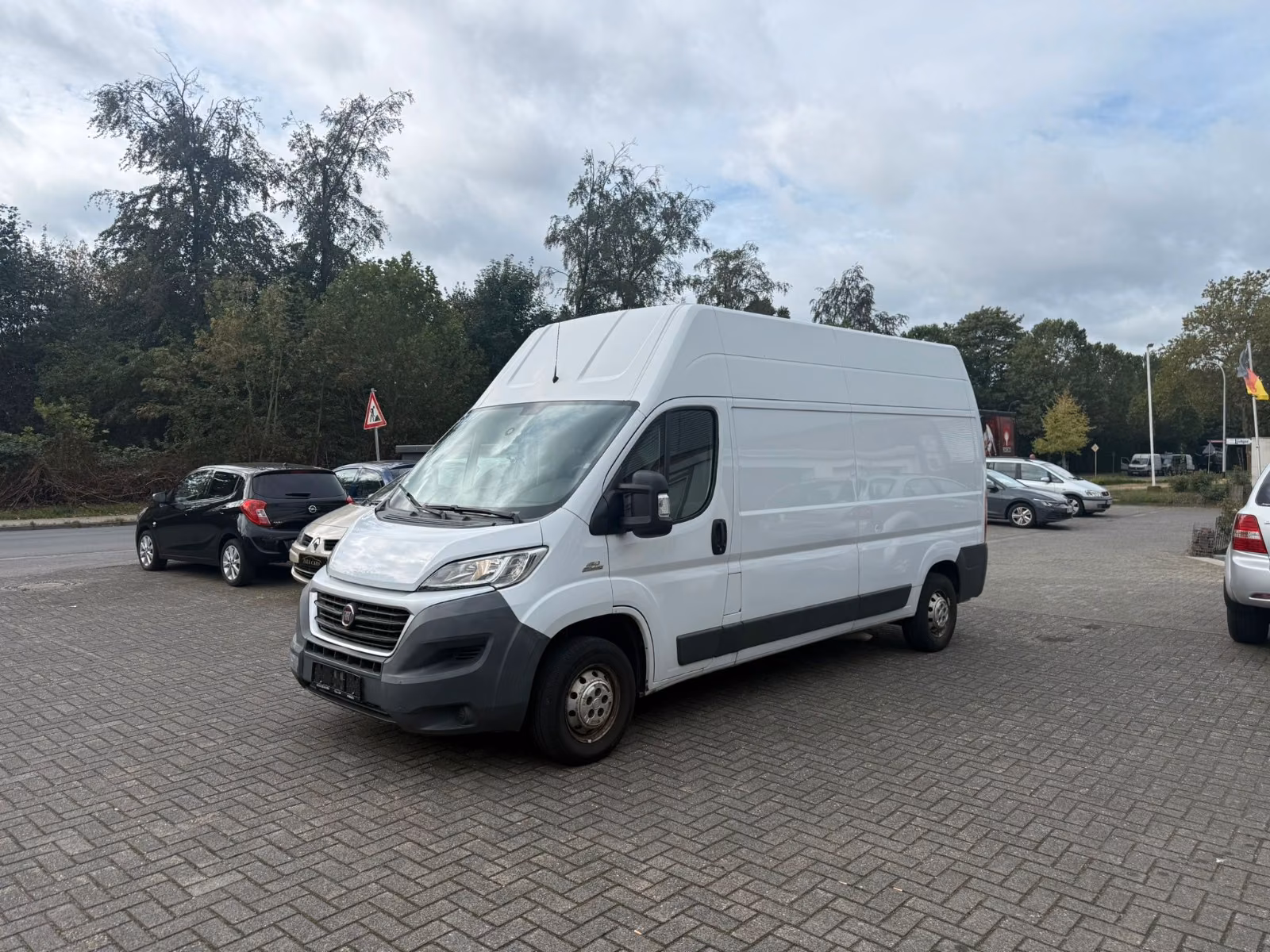 Fiat Ducato Grossr.-Kasten 35 150 L4 H3 *AHK 3,5T*TÜV