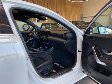 Mercedes-Benz A35 AMG 4Matic *PANO*LED*PDC*CARPLAY*