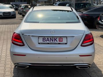 Mercedes E 220 - 4