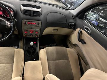 Alfa Romeo 147 1.6 16V T.Spark ECO *Klima*TÜV*CD-Player*