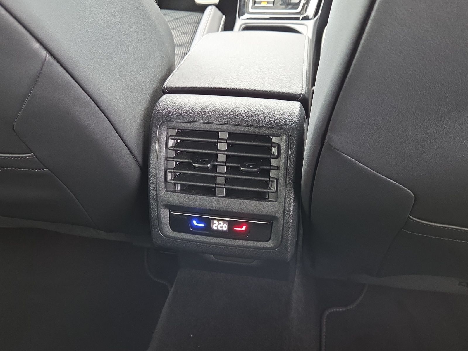 Volkswagen Golf - Bild 18