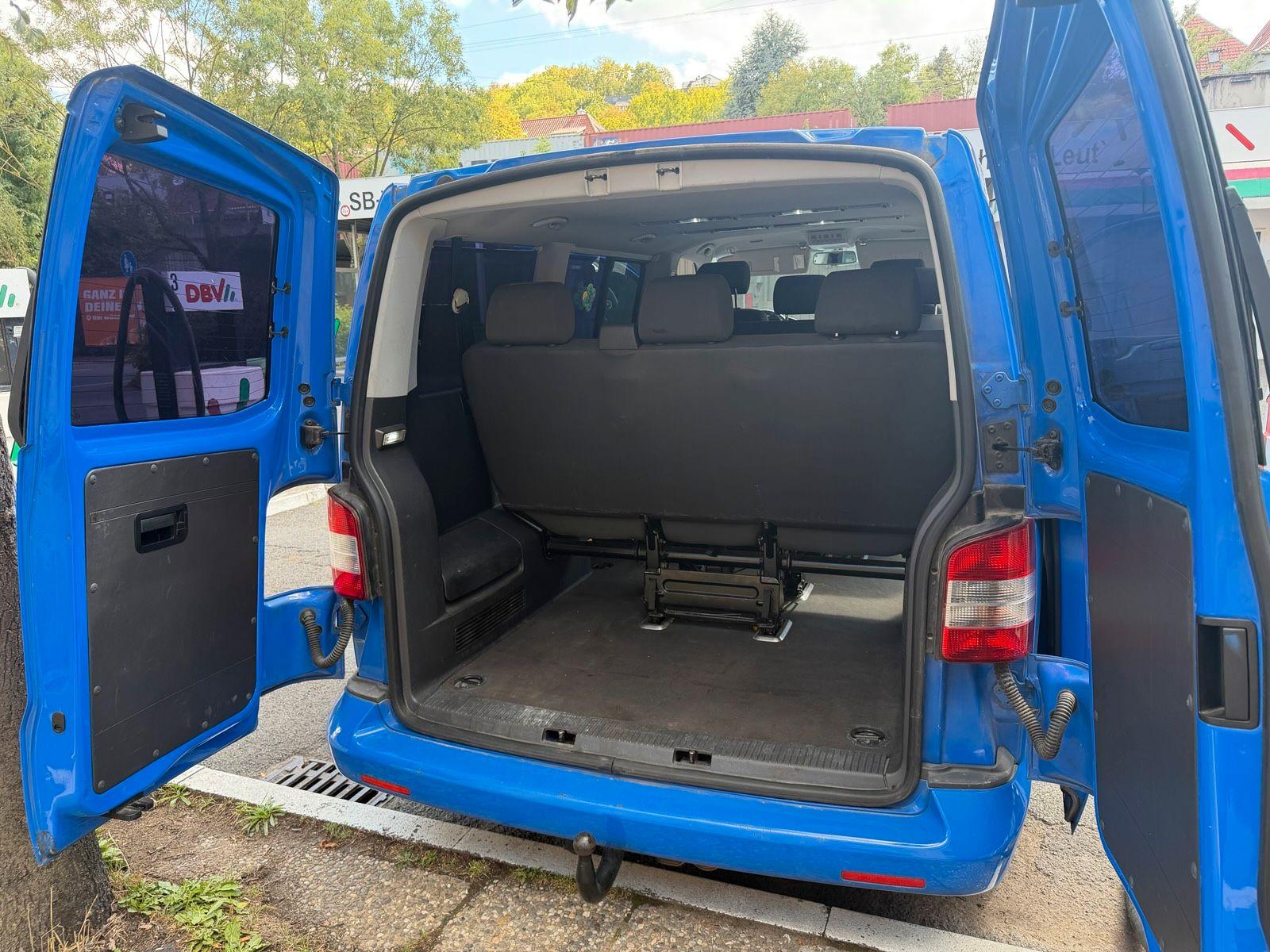 Volkswagen Caravelle 2006 — photo 10