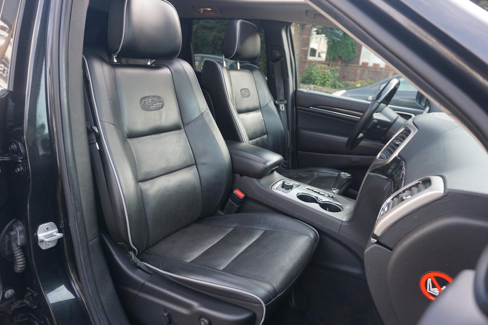 Jeep Grand Cherokee 3.0 CRD Overland 241ch - Toit ouvrant panoramique - Suspension pneumatique - Sièges conducteur - Camera