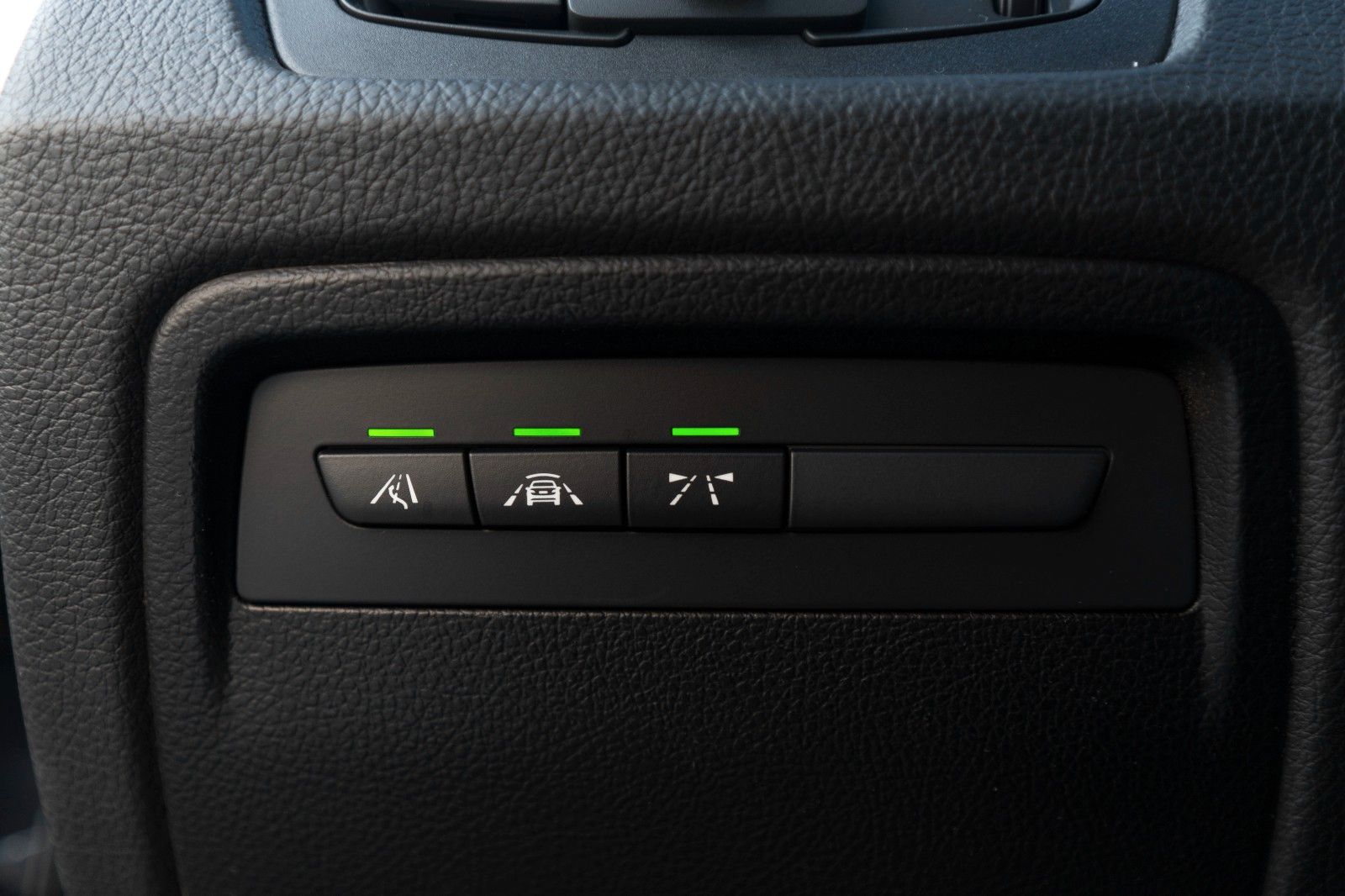 Fahrzeugabbildung BMW 440I Coupe M-PERFORMANCE HUD LED CARPLAY H&K ALC