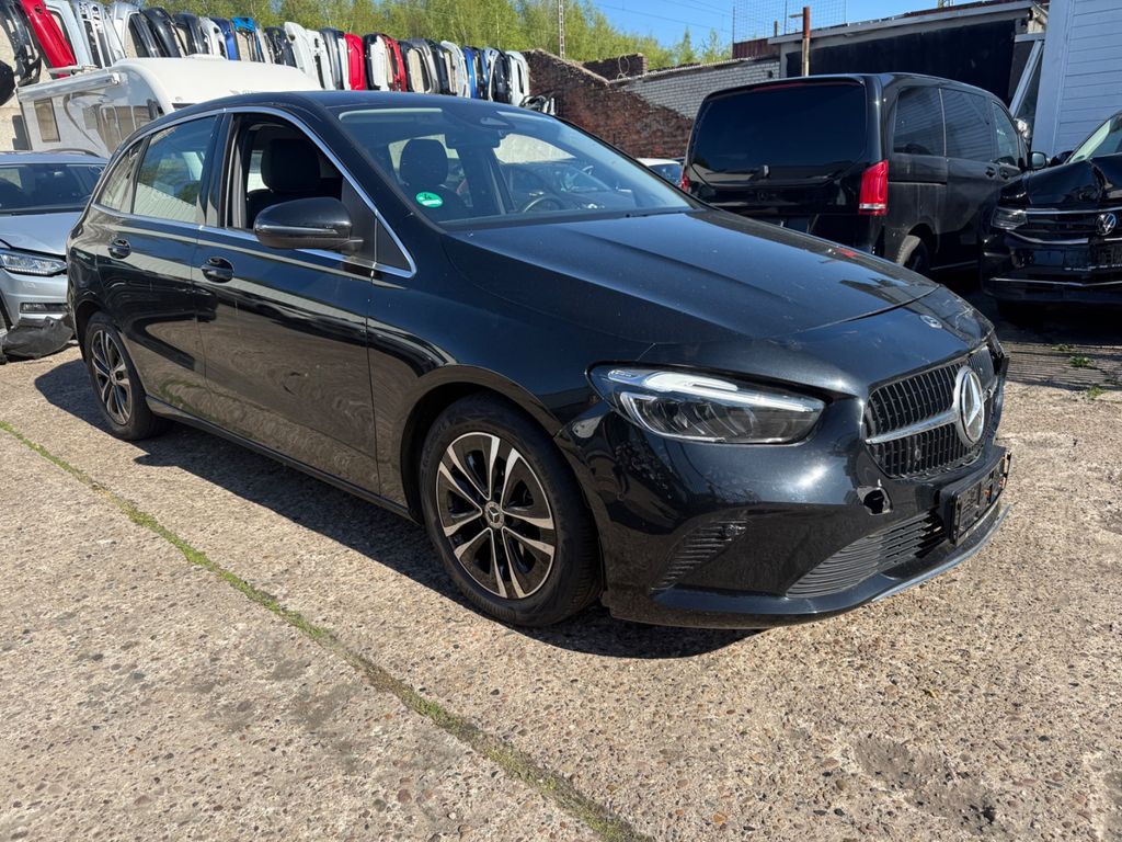 Image of Mercedes-Benz B 180