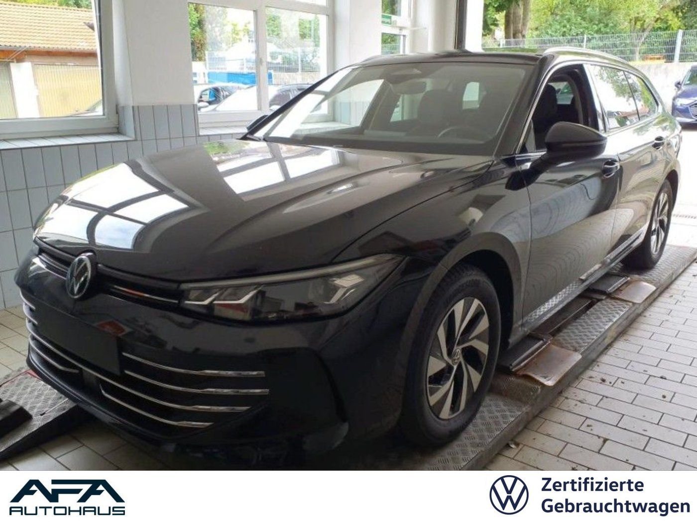 Volkswagen Passat Var. 2.0 TDI Business DSG AHK RFK ACC NAV foto 1
