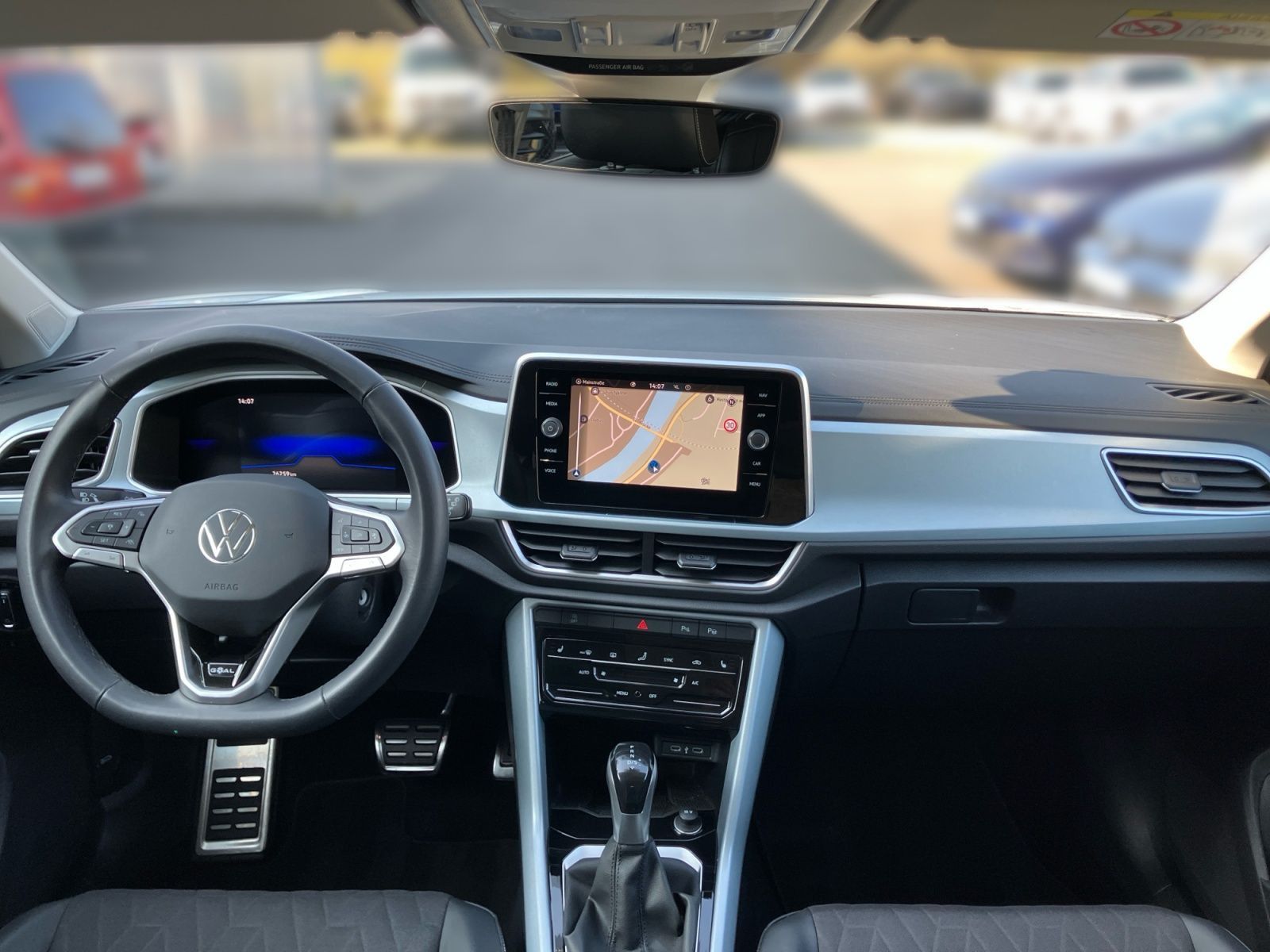 Volkswagen T-Roc - Bild 11