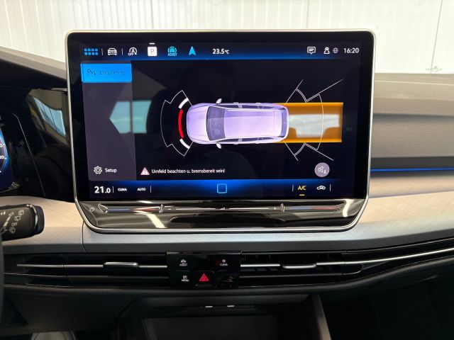 Golf VIII Variant Life 1.5 eTSI DSG LED TRAVEL A