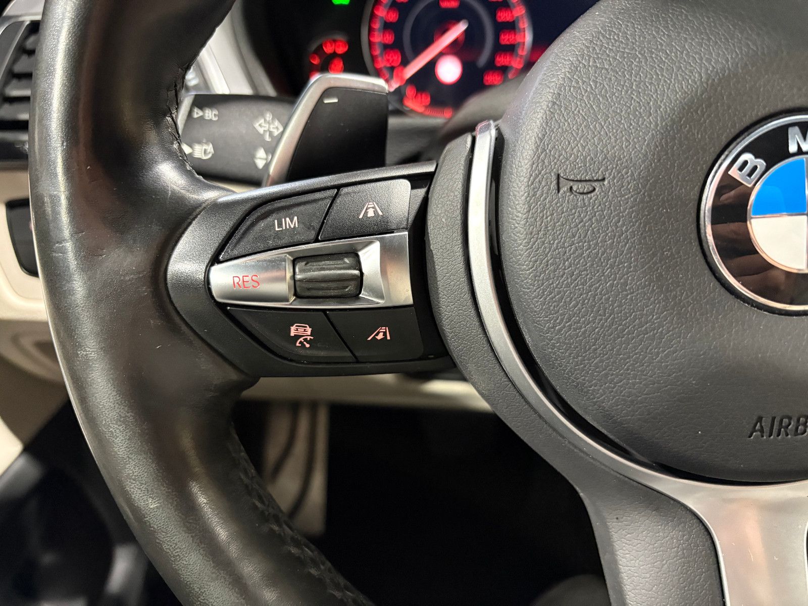 Fahrzeugabbildung BMW 420 i Gran Coupe xDrive M-Paket/HEAD-UP/MEMORY/