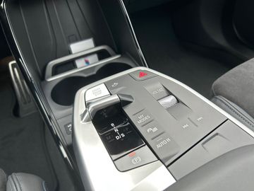BMW 223i xDrive Active Tourer M Sportpaket DAB LED