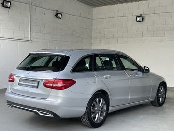 Mercedes C 200 - 5