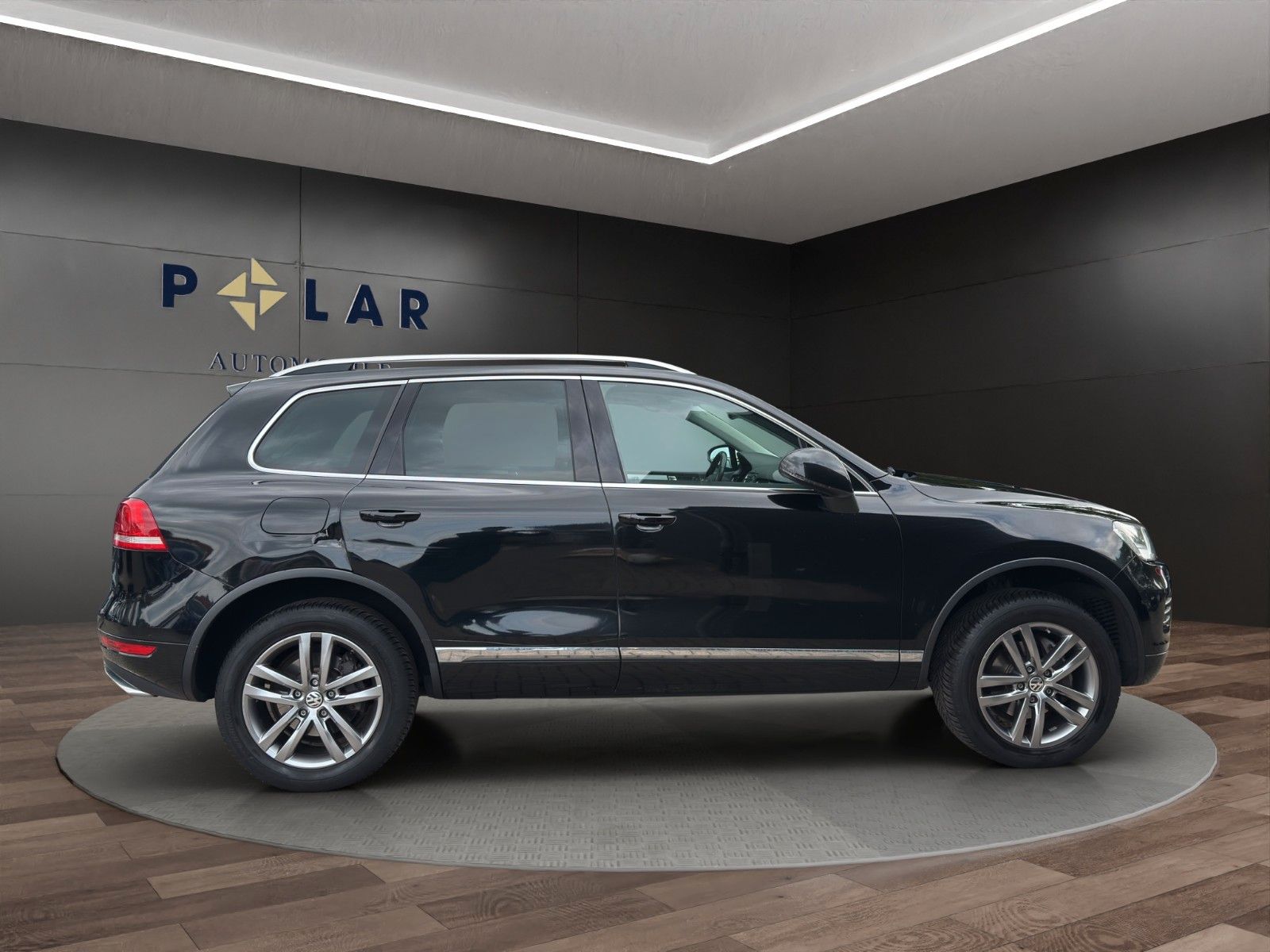 Fahrzeugabbildung Volkswagen Touareg 3.0 V6 TDI *Pano*Kamera*4-Zonen*ST-Heiz*