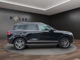 Volkswagen Touareg 3.0 V6 TDI *Pano*Kamera*4-Zonen*ST-Heiz* - Volkswagen Touareg aus 2010: V6