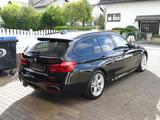 BMW 320d xDrive Touring M Sport *Leder+Pano+AHK+Head - BMW mit Diesel-Antrieb: Vollleder, Ambiente-Beleuchtung