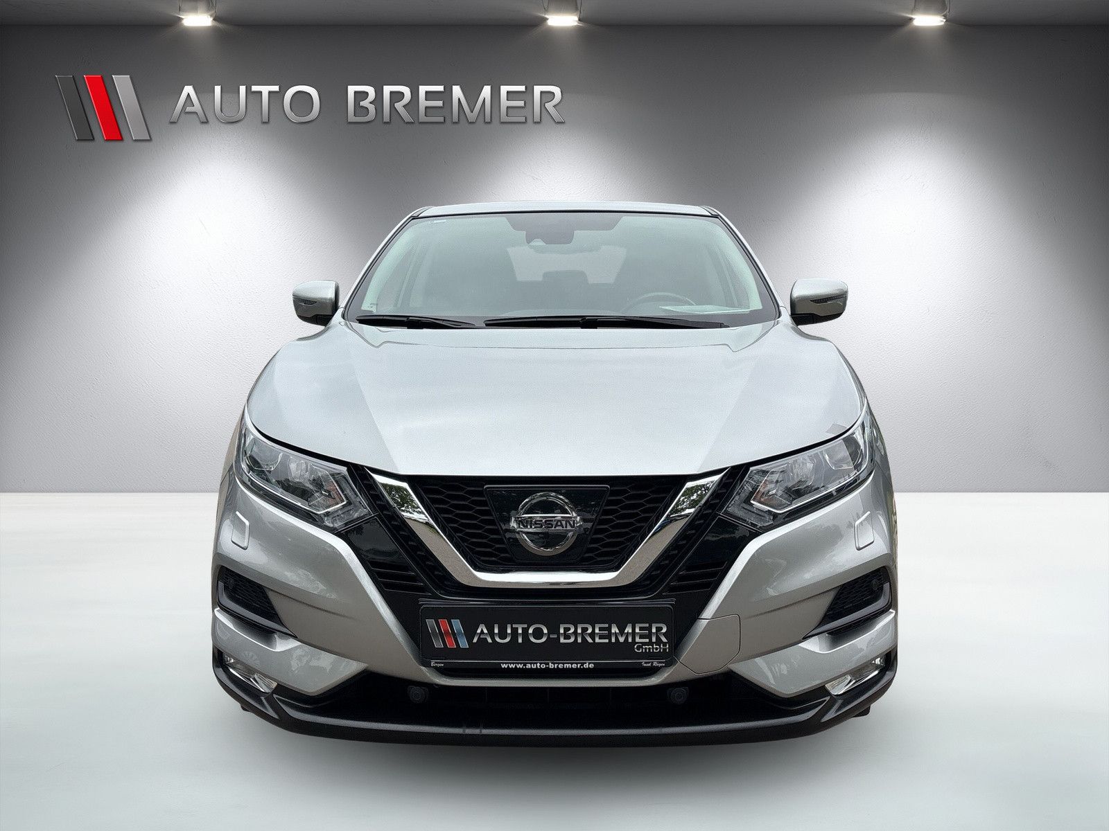 Fahrzeugabbildung Nissan Qashqai 1.2 DIG-T Acenta Navi + Ganzjahresreifen