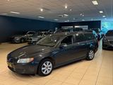 Volvo V70 2.5FT Kinetic/Leder/Airco/Trekhaak - Volvo mit LPG-Antrieb